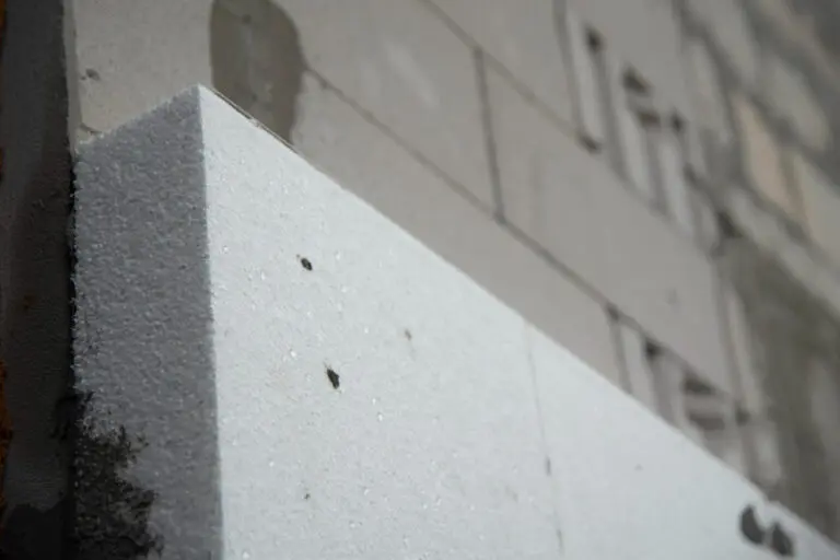 Read more about the article Jak beton komórkowy SOLBET zapewnia skuteczną izolacyjność akustyczną ścian zewnętrznych i działowych