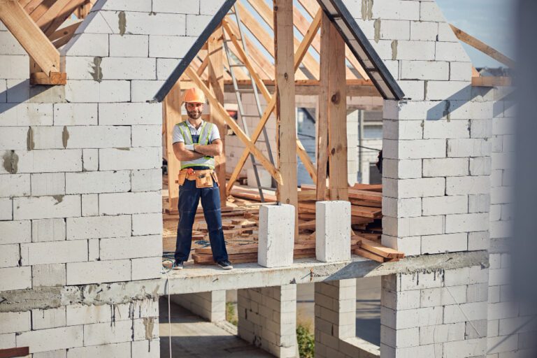 Read more about the article Beton komórkowy SOLBET. Lżejszy materiał to szybsza budowa i realne oszczędności